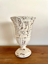 Cargar imagen en el visor de la galería, Florero Greco