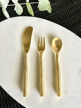 Cargar imagen en el visor de la galería, Set Mini Cubiertos Dorados