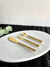 Cargar imagen en el visor de la galería, Set Mini Cubiertos Dorados