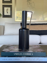 Cargar imagen en el visor de la galería, Jarrón Rodas