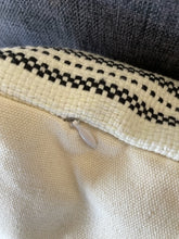 Cargar imagen en el visor de la galería, Funda Cojin Rombos Rectangular