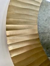 Cargar imagen en el visor de la galería, Espejo Dorado
